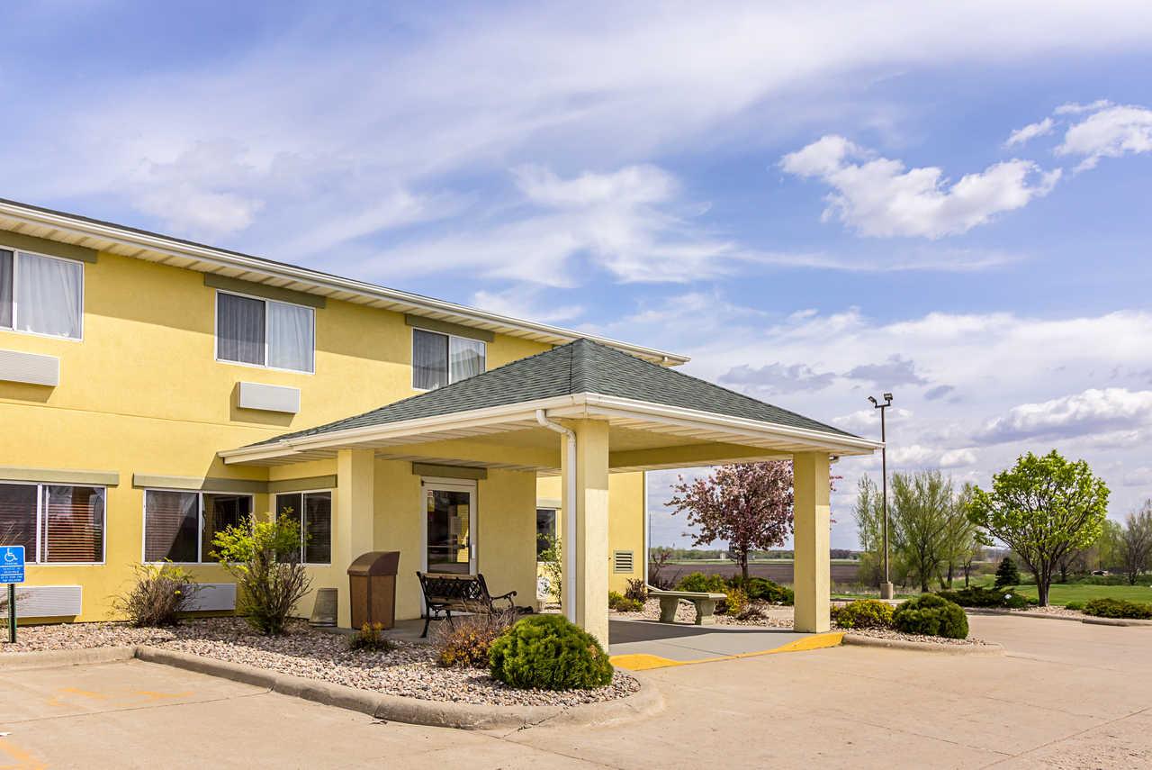เอโคโน ลอดจ์ Villa Luverne ภายนอก รูปภาพ